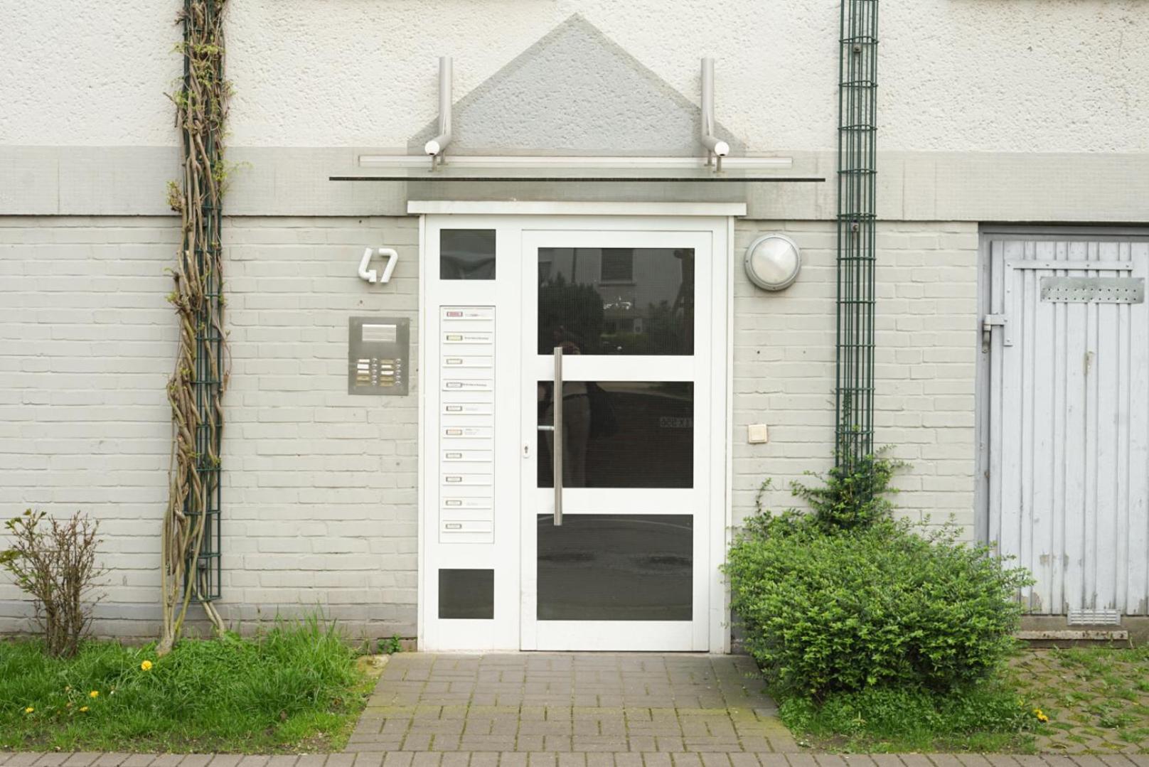 Moeblierte 3-Zimmer-Wohnung Nahe Duesseldorf In Duisburg-Sued 外观 照片